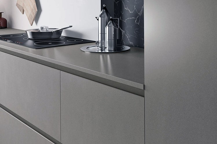 Cucine con piano di lavoro in Neolith
